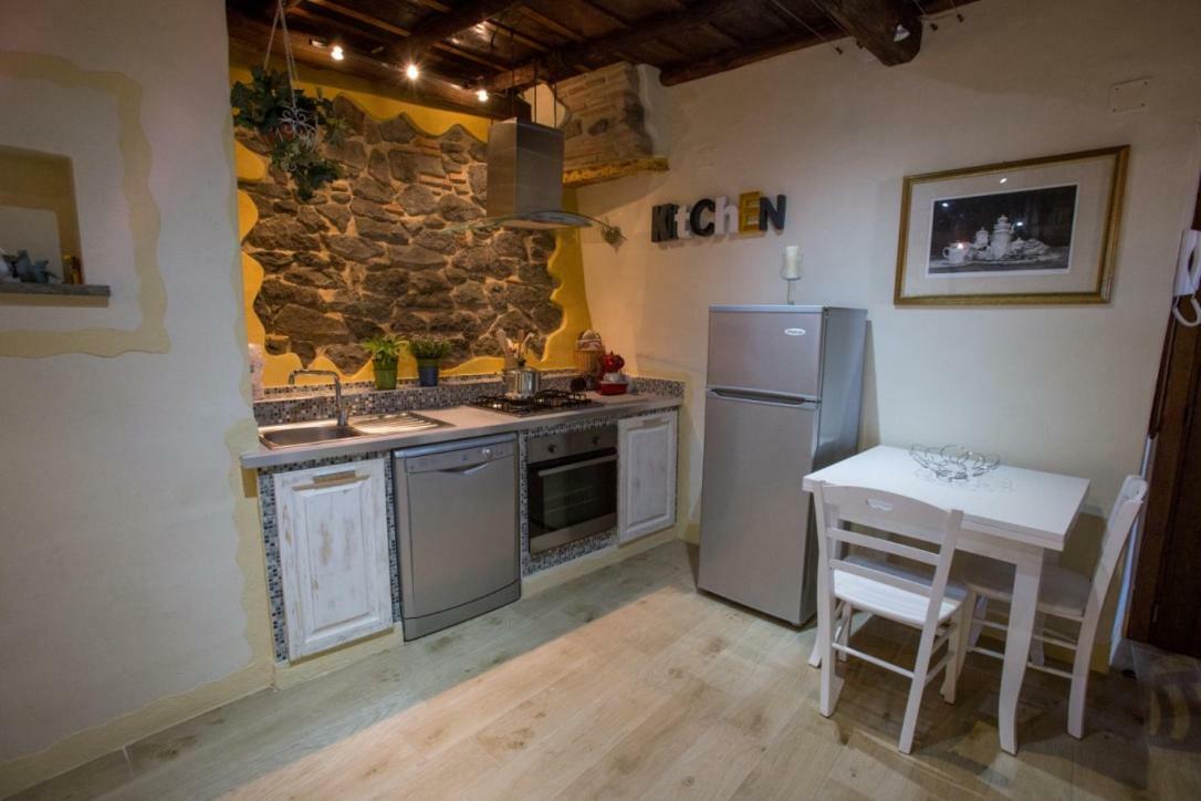 La Finestra Sul Borgo Apartment