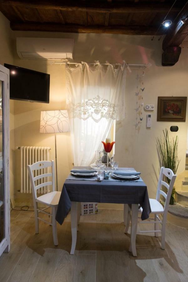 Apartment La Finestra Sul Borgo *