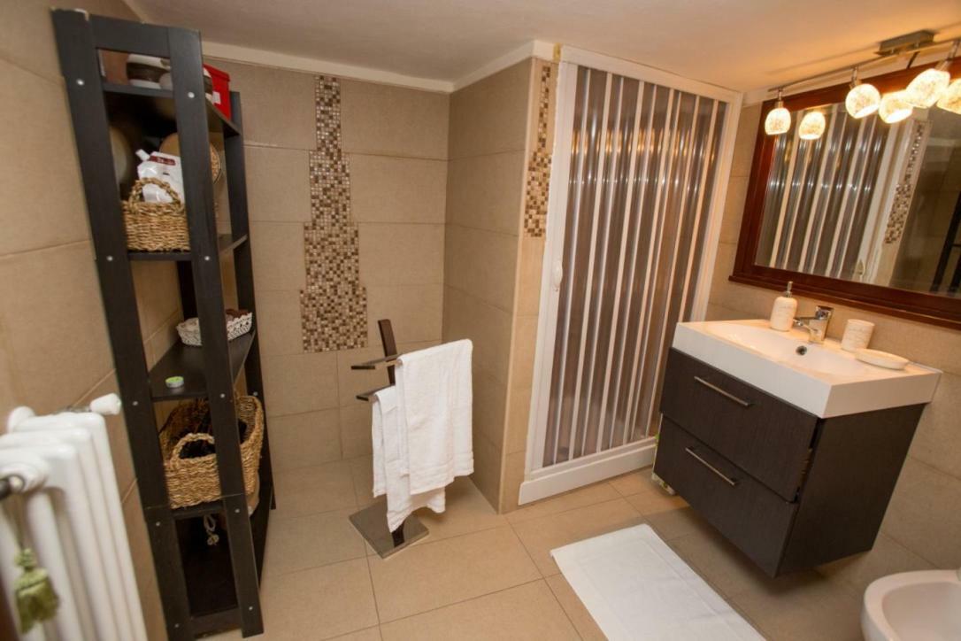 La Finestra Sul Borgo Apartment *